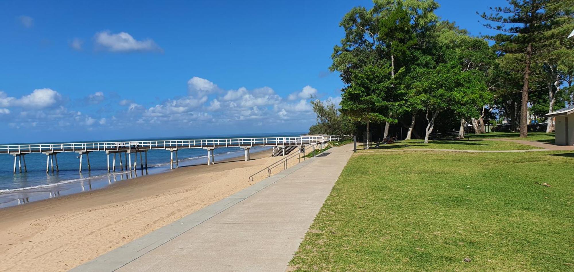 Villa Venezia Apt 3 - Spacious Hervey Bay Beachfront Apartment Екстер'єр фото